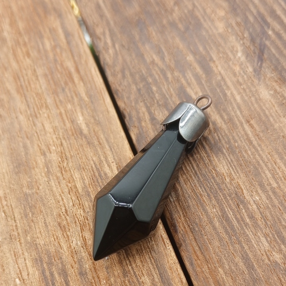 Black Faceted Crystal Pendant with Silver Tone Cap P246